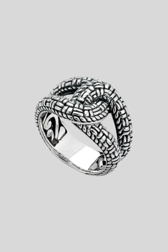 VR Knot Ring